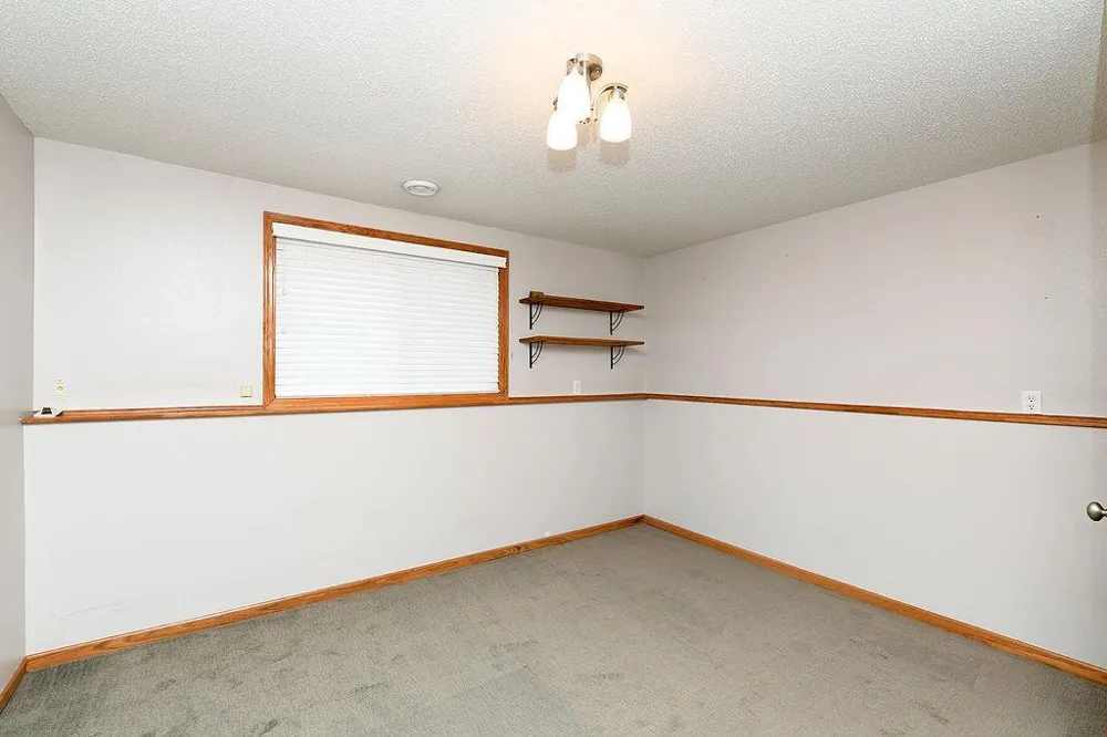 8018 Aquarius Drive Fargo, ND 58104