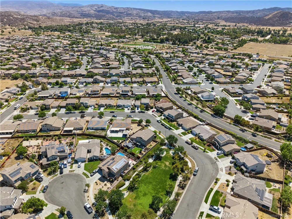 3197 Bellwood Hemet, CA 92543