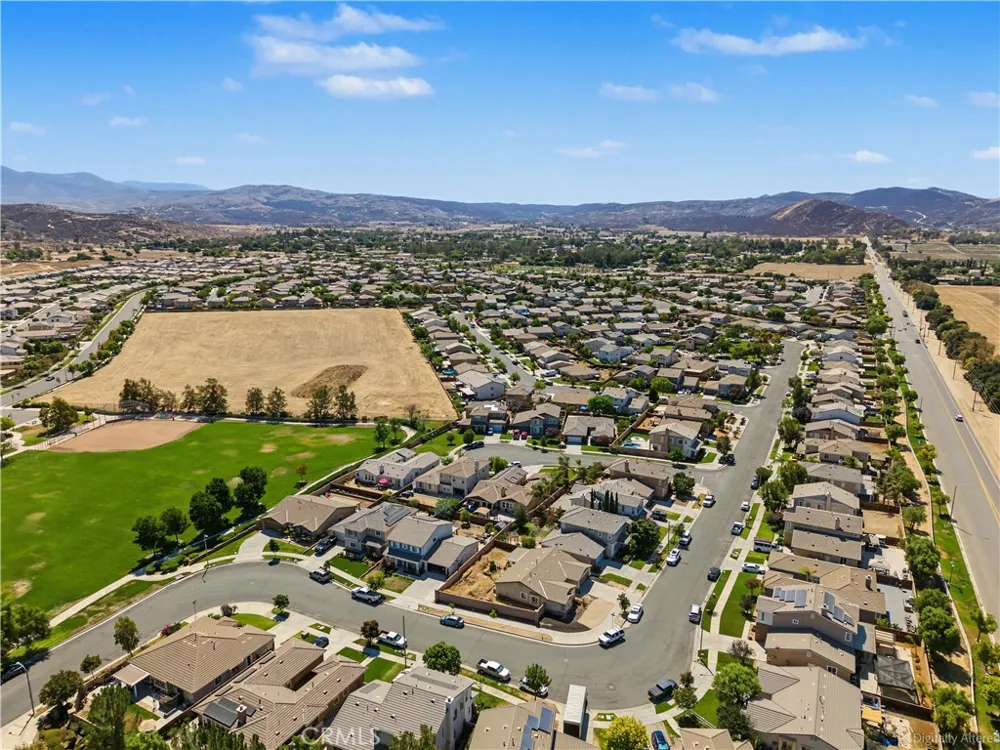 3197 Bellwood Hemet, CA 92543