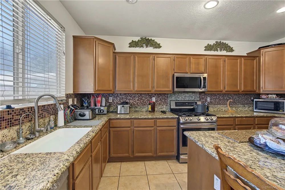 3197 Bellwood Hemet, CA 92543