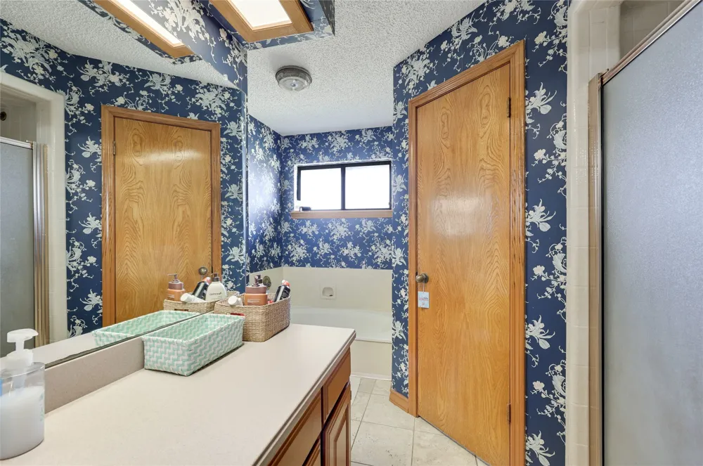 1931 Rowe Loop Pflugerville, TX 78660