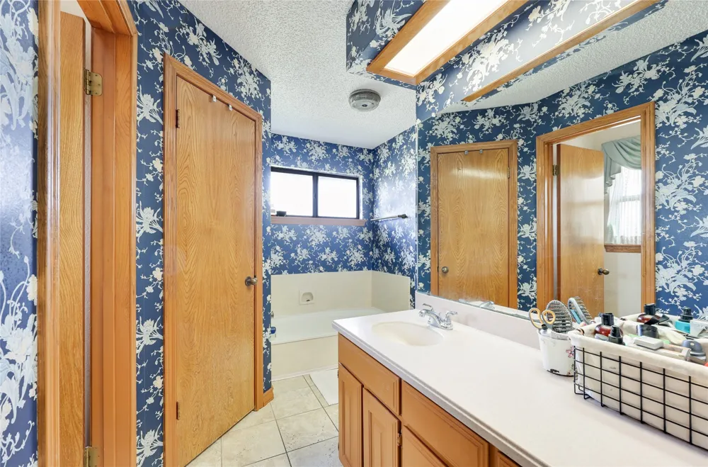 1931 Rowe Loop Pflugerville, TX 78660