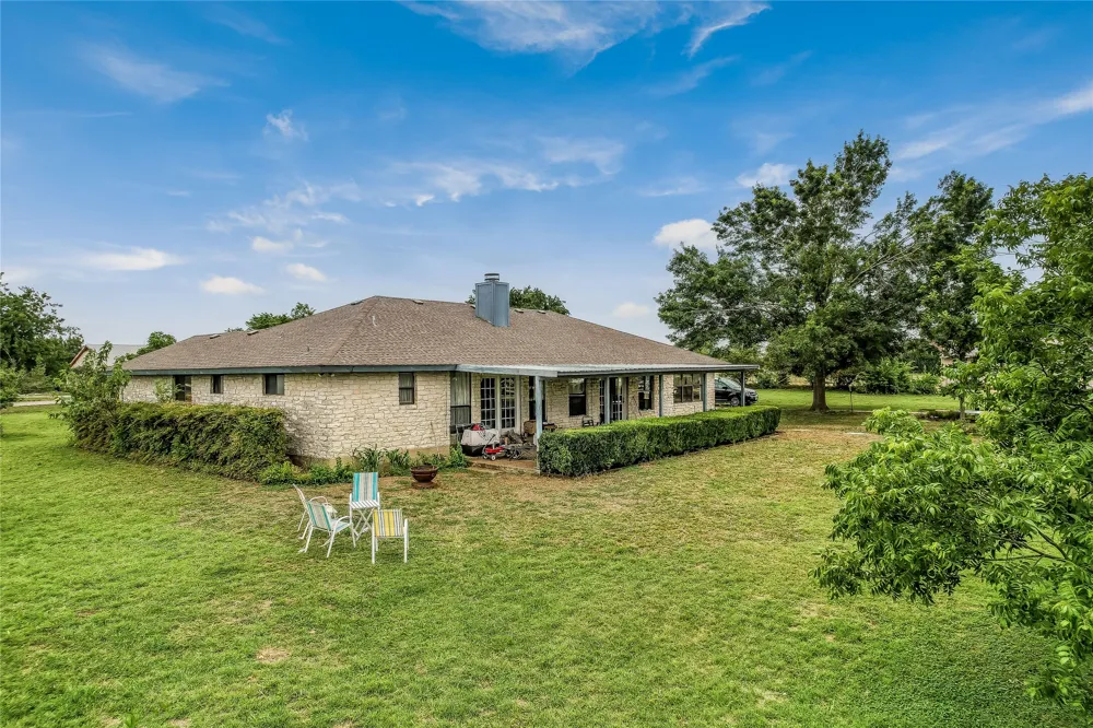 1931 Rowe Loop Pflugerville, TX 78660