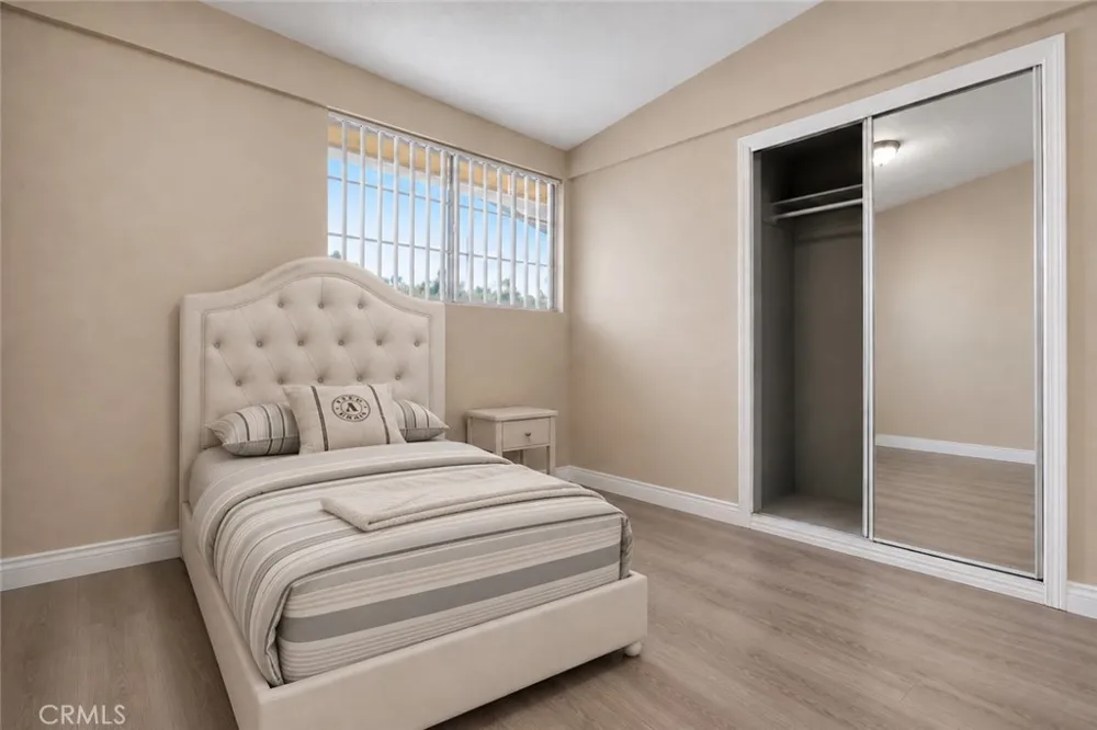 19331 Lorne St. Reseda, CA 91335