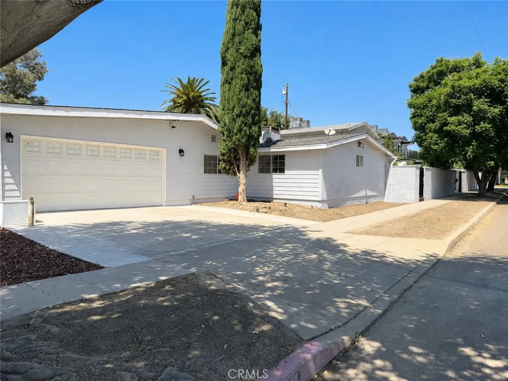 19331 Lorne St. Reseda, CA 91335