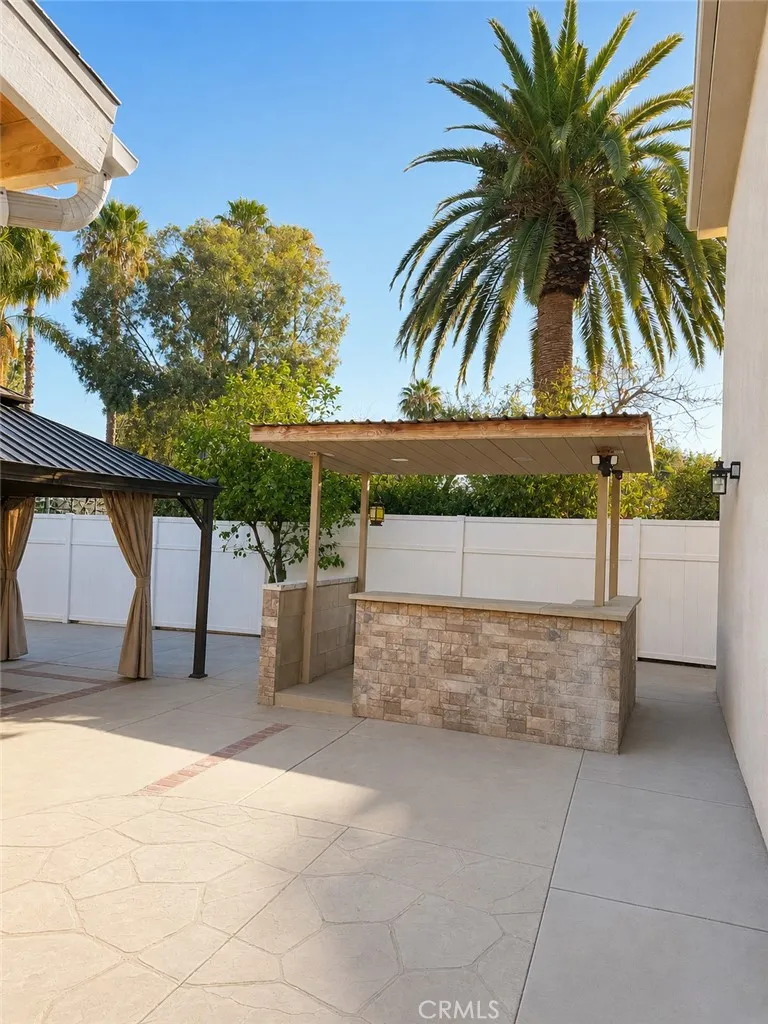 19331 Lorne St. Reseda, CA 91335