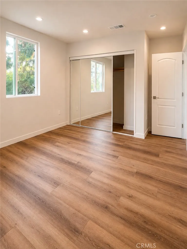 19331 Lorne St. Reseda, CA 91335