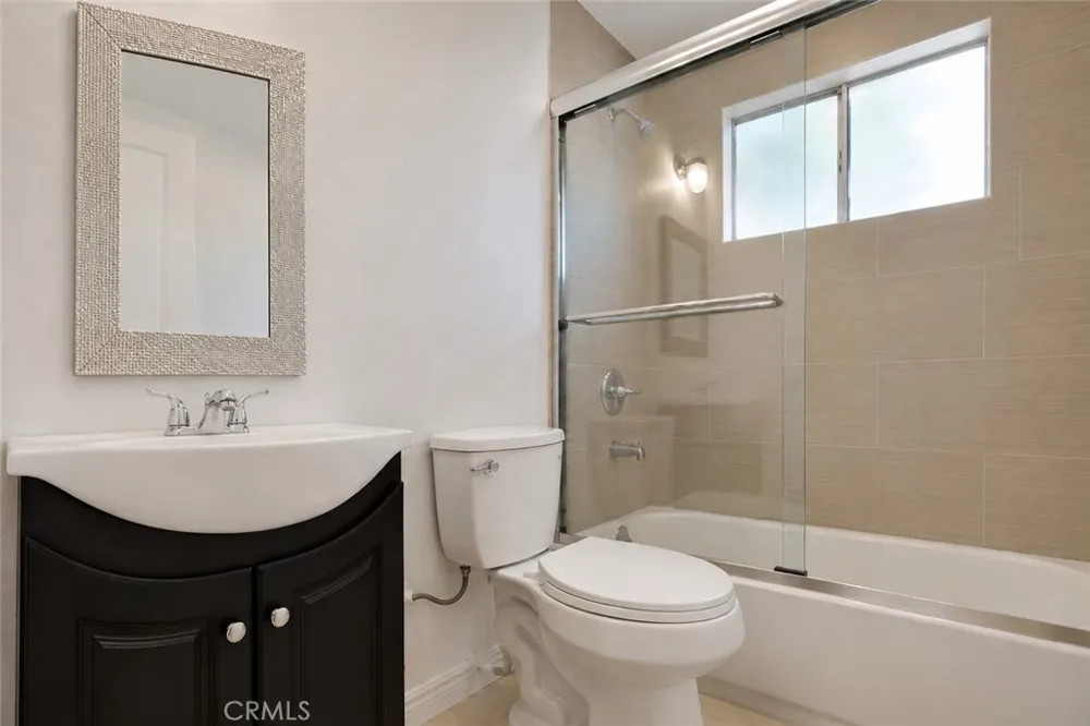 19331 Lorne St. Reseda, CA 91335