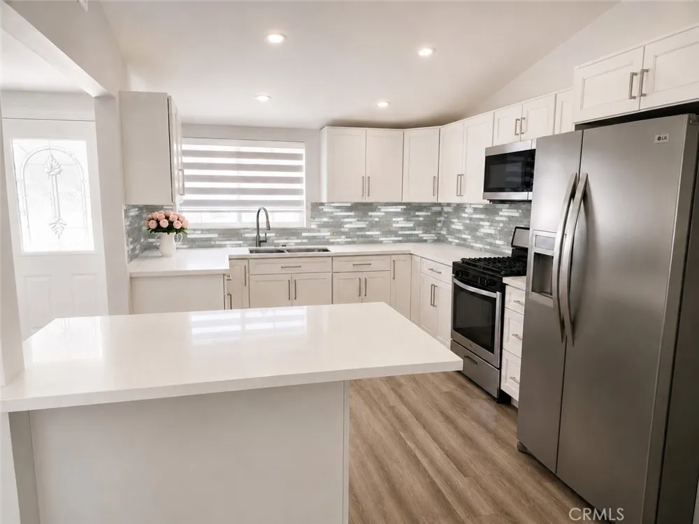 19331 Lorne St. Reseda, CA 91335