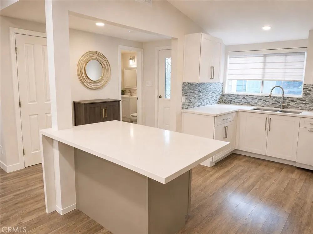 19331 Lorne St. Reseda, CA 91335