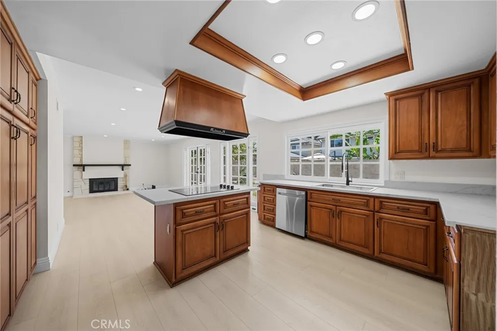 16401 mercier ln Huntington Beach, CA 92647