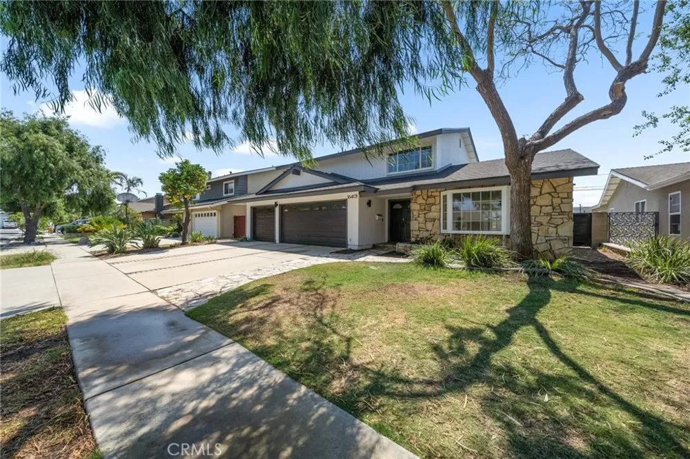 16401 mercier ln Huntington Beach, CA 92647