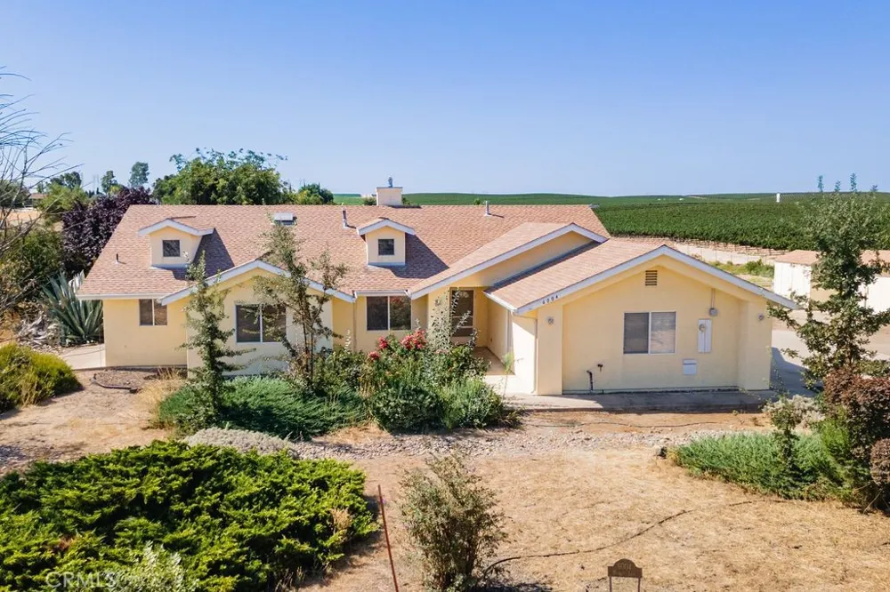 6004 Merlot Lane Paso Robles, CA 93446
