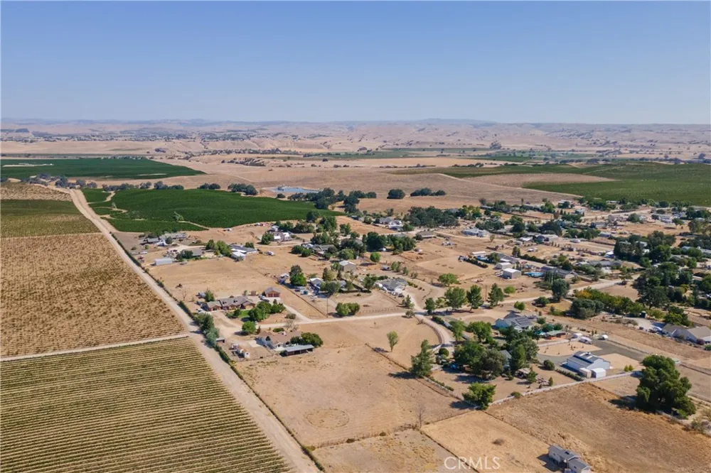 6004 Merlot Lane Paso Robles, CA 93446