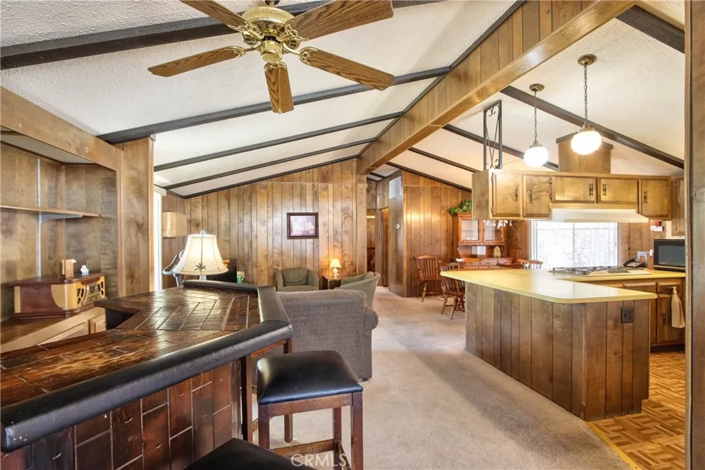 21869 Raynor Wildomar, CA 92595