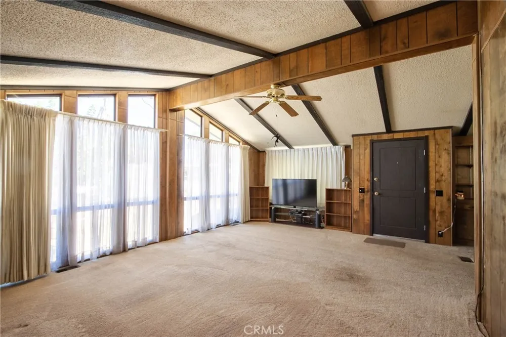 21869 Raynor Wildomar, CA 92595