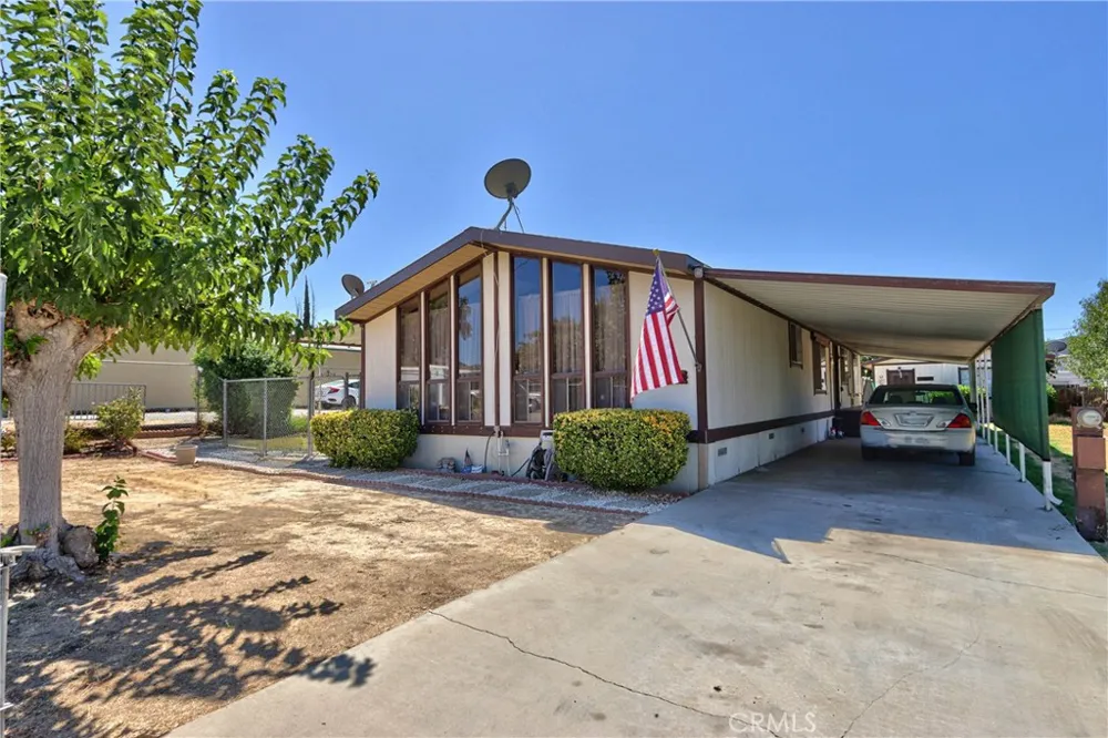 21869 Raynor Wildomar, CA 92595