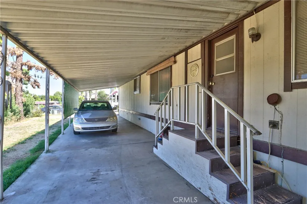 21869 Raynor Wildomar, CA 92595