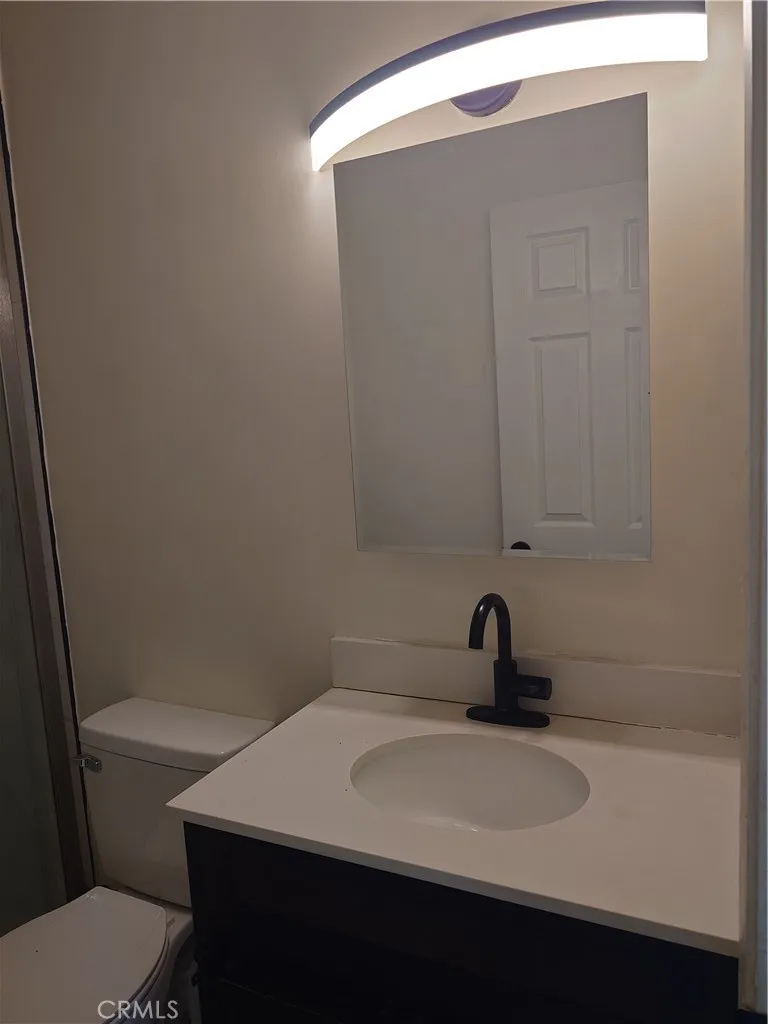 2200 Cedro Court #B Bakersfield, CA 93309