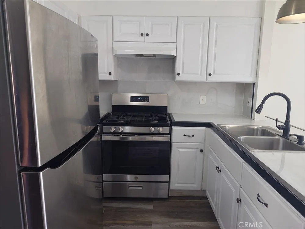 2200 Cedro Court #B Bakersfield, CA 93309