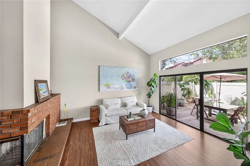 22935 Estoril Drive #6 Diamond Bar, CA 91765