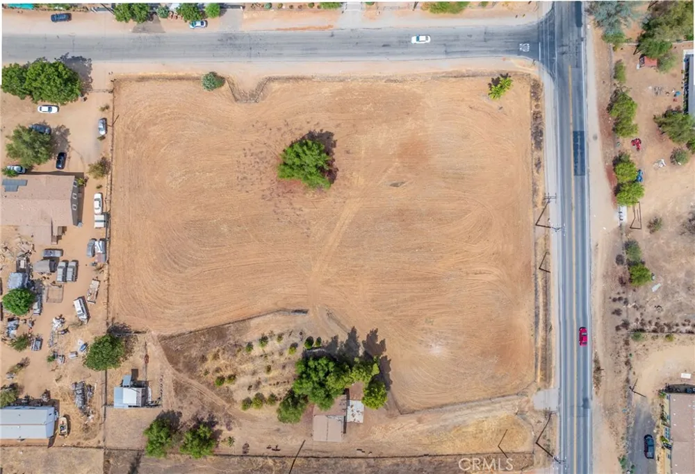 21639 Ellis Avenue Perris, CA 92572