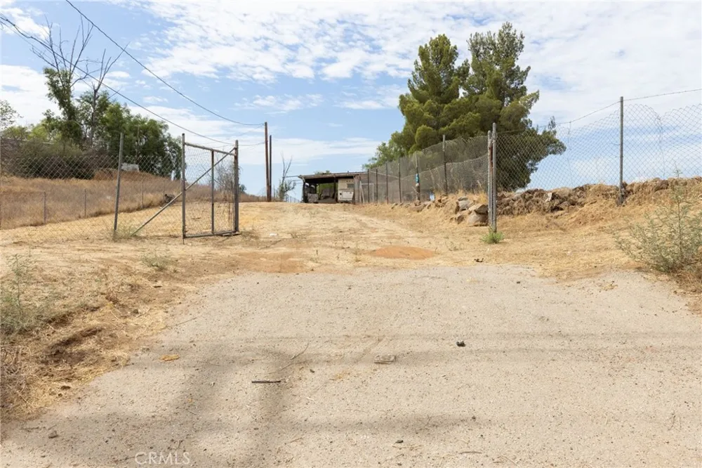 21639 Ellis Avenue Perris, CA 92572