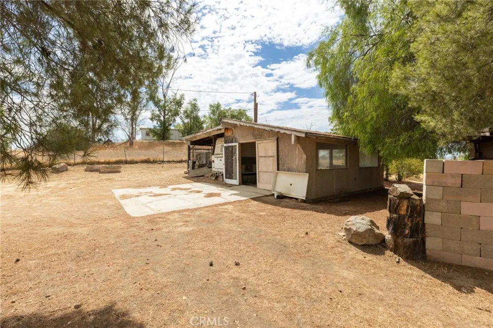 21639 Ellis Avenue Perris, CA 92572