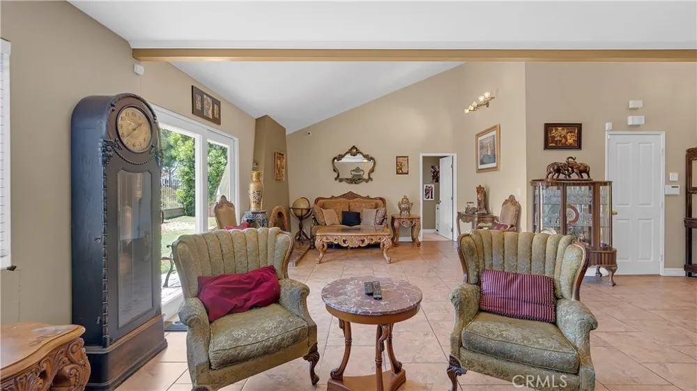 3380 Lamer Street Burbank, CA 91504