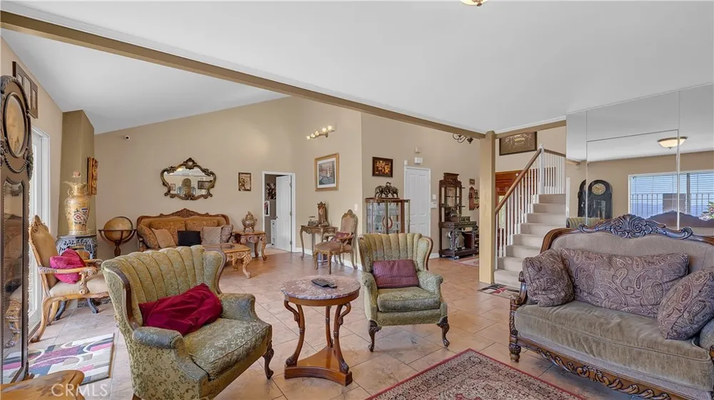 3380 Lamer Street Burbank, CA 91504