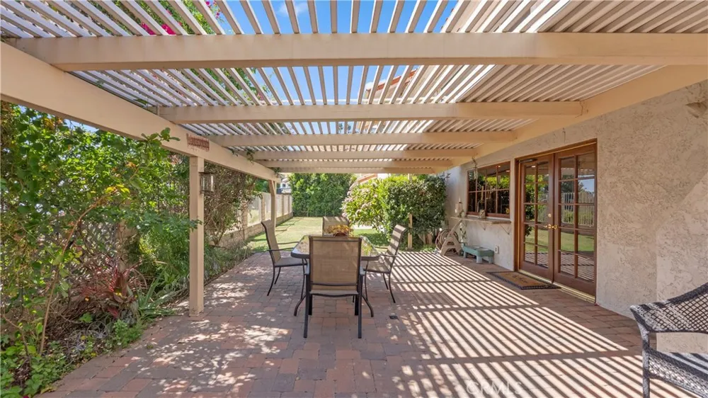 3380 Lamer Street Burbank, CA 91504
