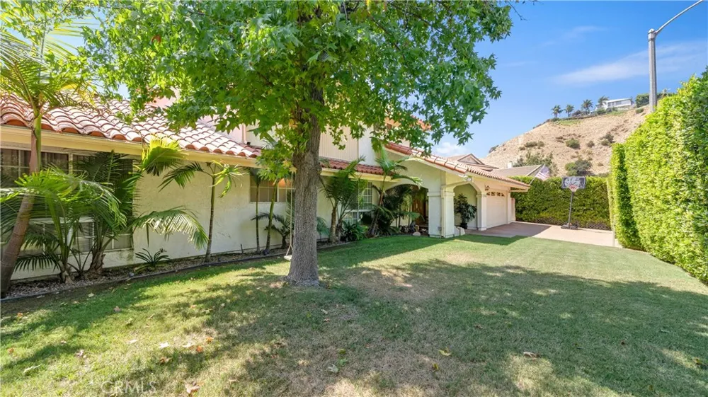 3380 Lamer Street Burbank, CA 91504