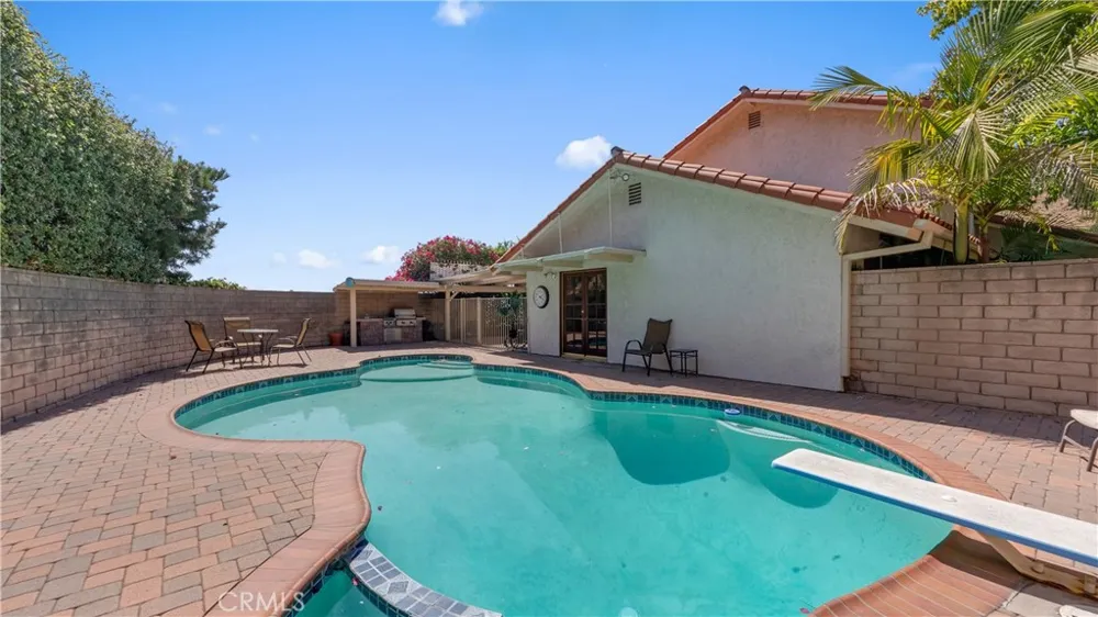 3380 Lamer Street Burbank, CA 91504