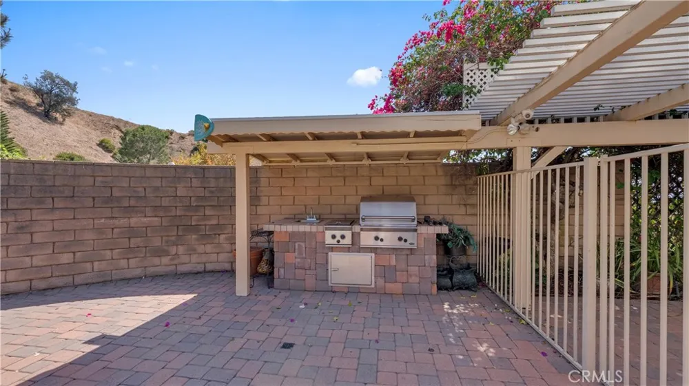 3380 Lamer Street Burbank, CA 91504