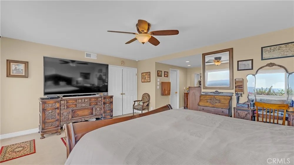3380 Lamer Street Burbank, CA 91504
