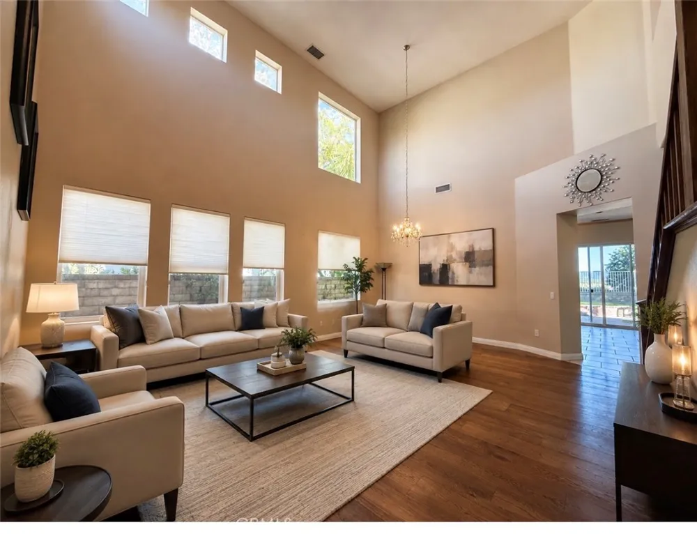 24210 English Rose Pl Valencia, CA 91354