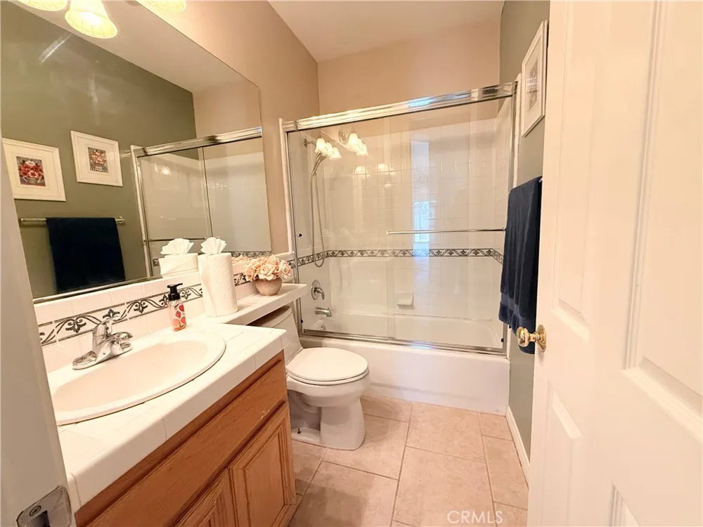 24210 English Rose Pl Valencia, CA 91354