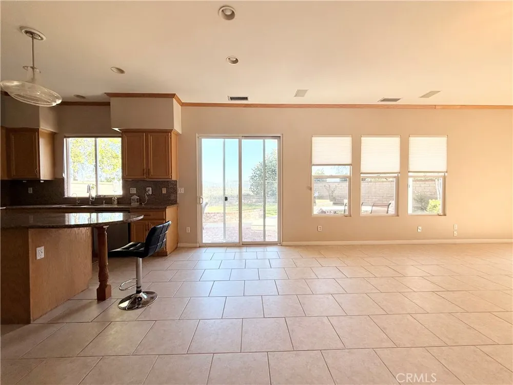 24210 English Rose Pl Valencia, CA 91354