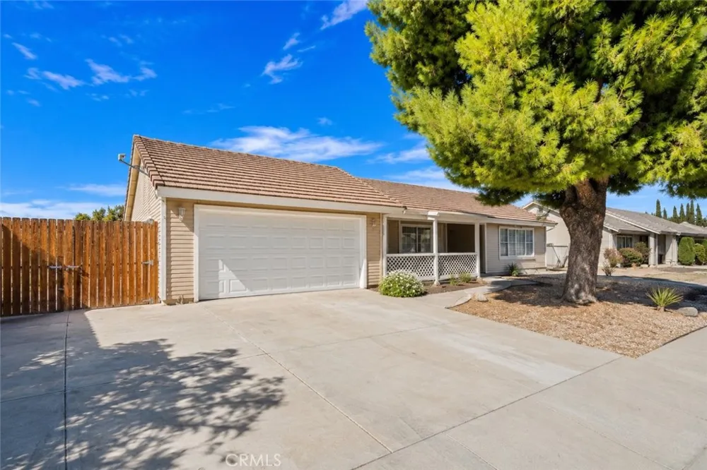 12404 Mammoth Drive Victorville, CA 92392