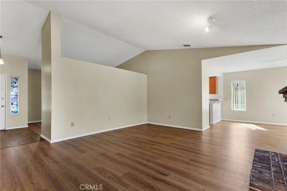 12404 Mammoth Drive Victorville, CA 92392