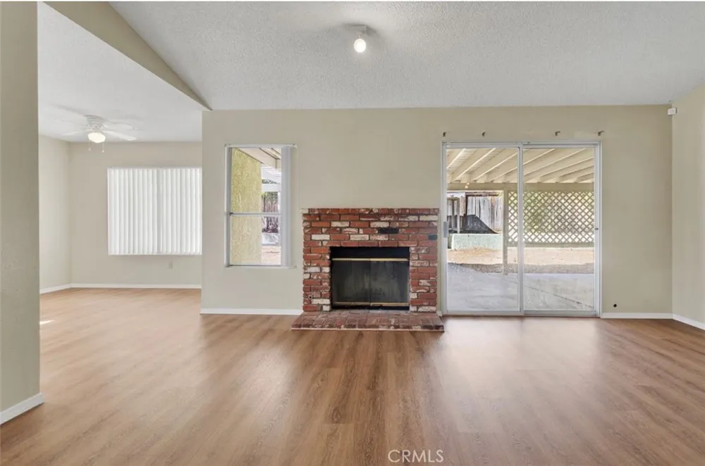 12404 Mammoth Drive Victorville, CA 92392