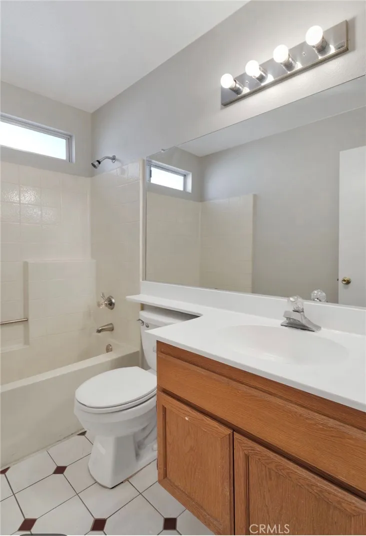 12404 Mammoth Drive Victorville, CA 92392