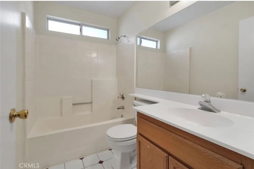 12404 Mammoth Drive Victorville, CA 92392