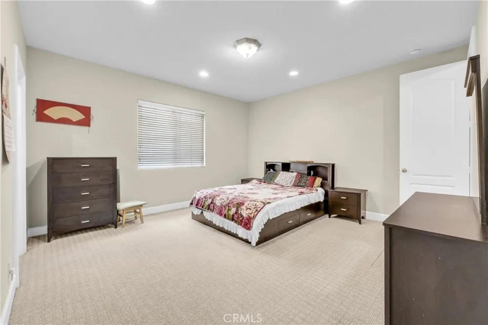 5345 Santa Anita Temple City, CA 91780