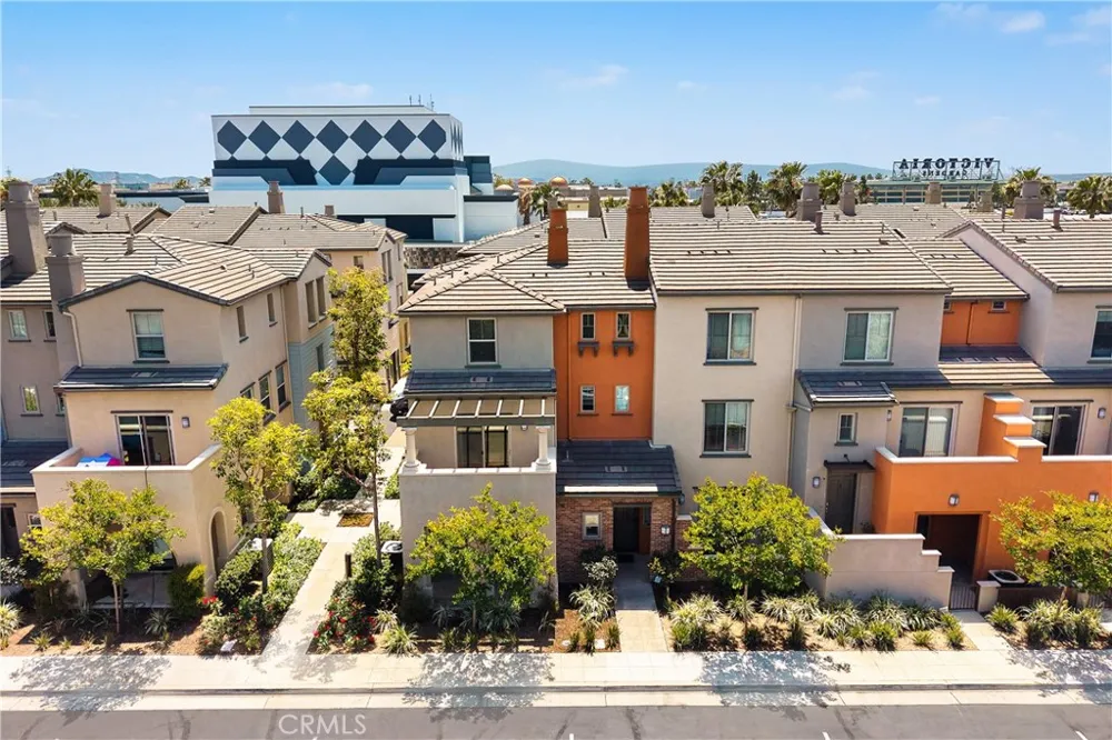 12466 CANAL DRIVE #6 Rancho Cucamonga, CA 91739