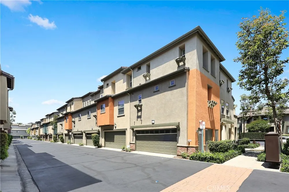 12466 CANAL DRIVE #6 Rancho Cucamonga, CA 91739