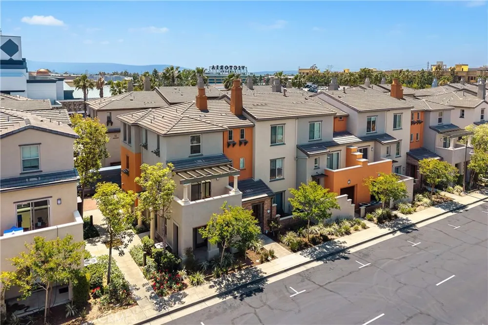 12466 CANAL DRIVE #6 Rancho Cucamonga, CA 91739