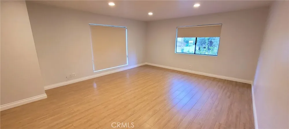 23310 Weller Place Woodland Hills, CA 91367