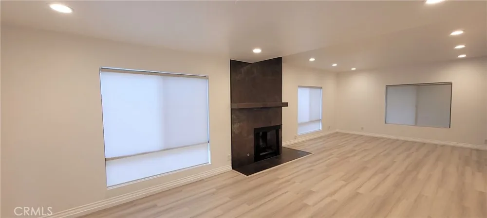 23310 Weller Place Woodland Hills, CA 91367