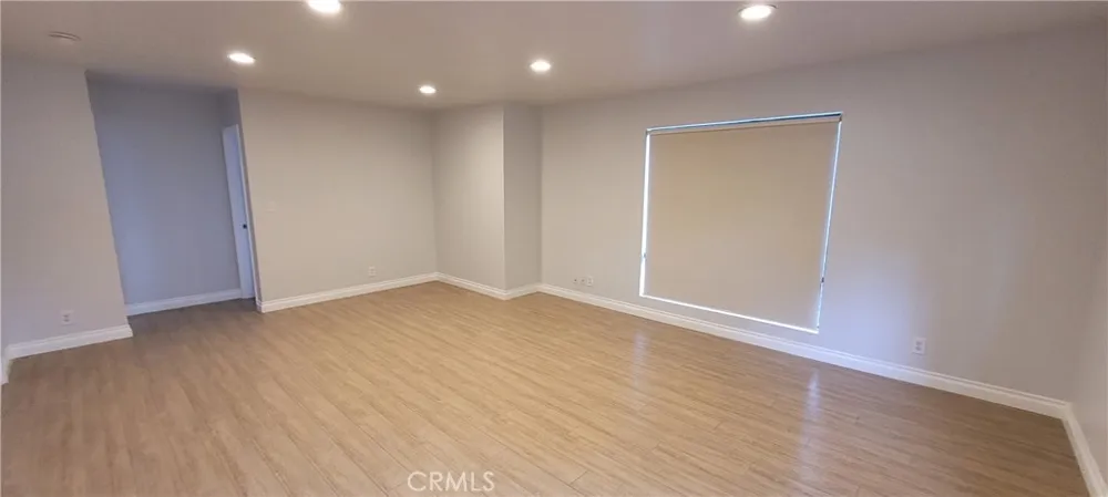 23310 Weller Place Woodland Hills, CA 91367